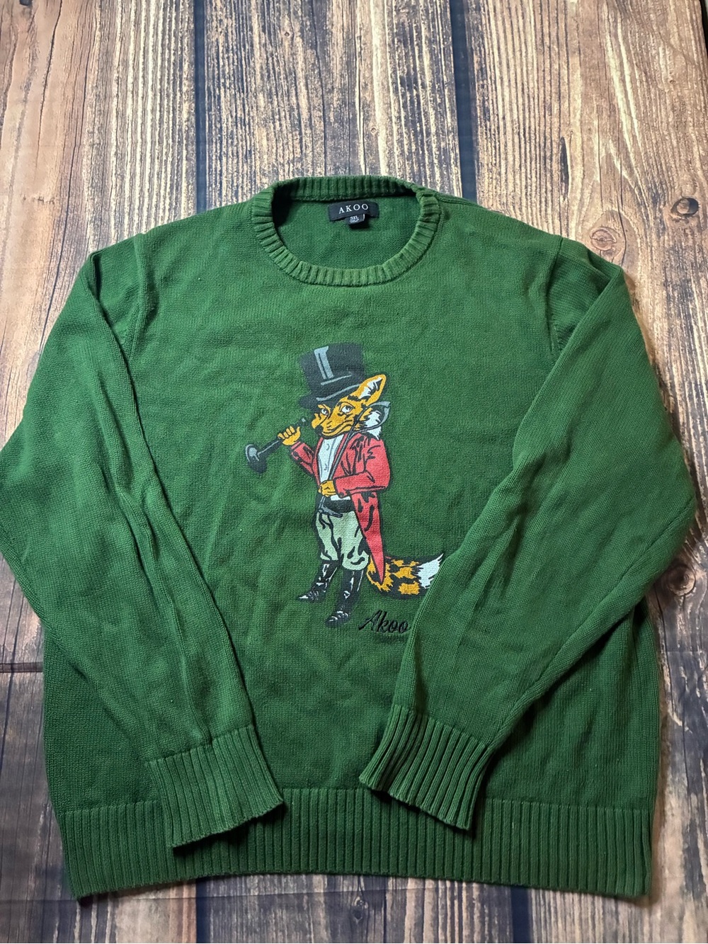 Akoo Men's Green Crewneck Sweater with Fox Graphic